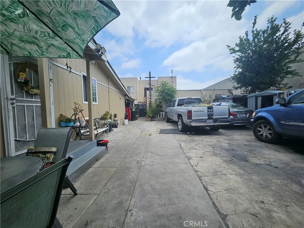 6519 Middleton Street Huntington Park, CA 90255