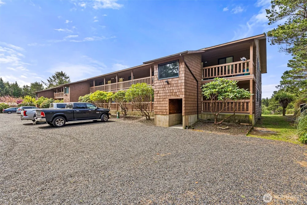 2855 S Forrest Street #203 Westport, WA 98595
