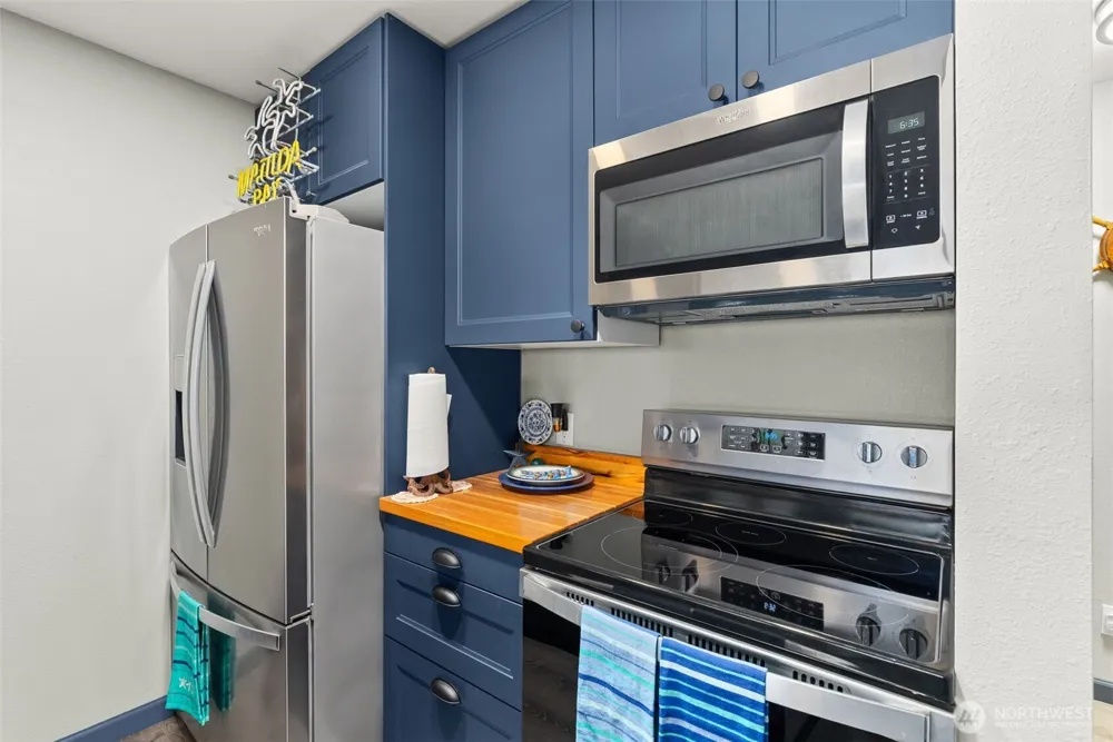 2855 S Forrest Street #203 Westport, WA 98595