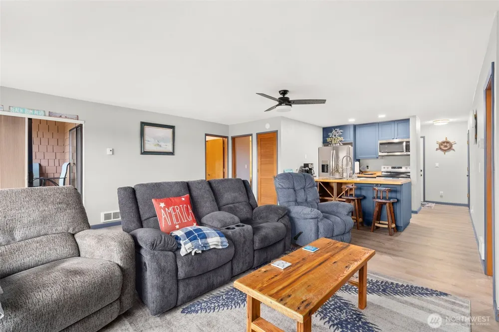 2855 S Forrest Street #203 Westport, WA 98595