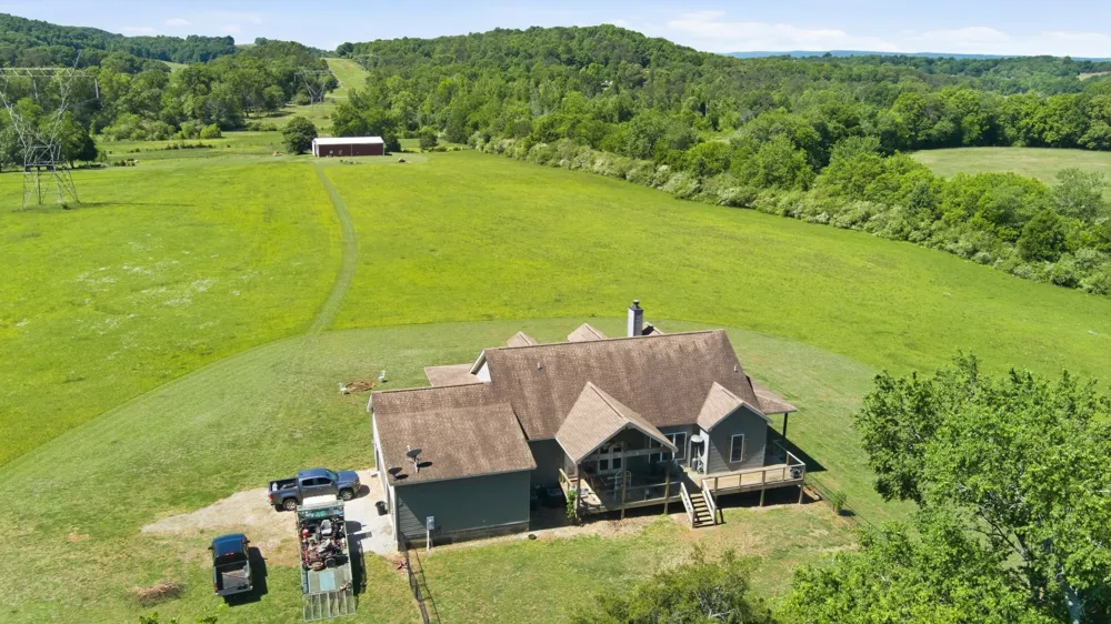 5975 Grasshopper Rd Birchwood, TN 37308