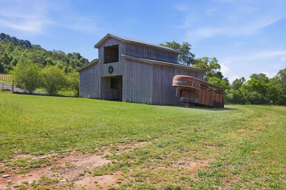 5975 Grasshopper Rd Birchwood, TN 37308