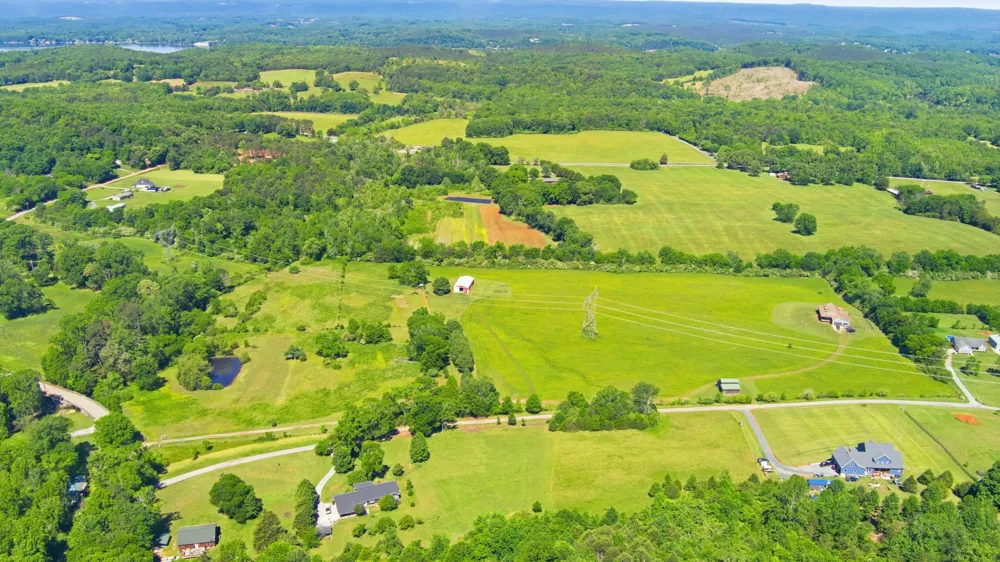5975 Grasshopper Rd Birchwood, TN 37308