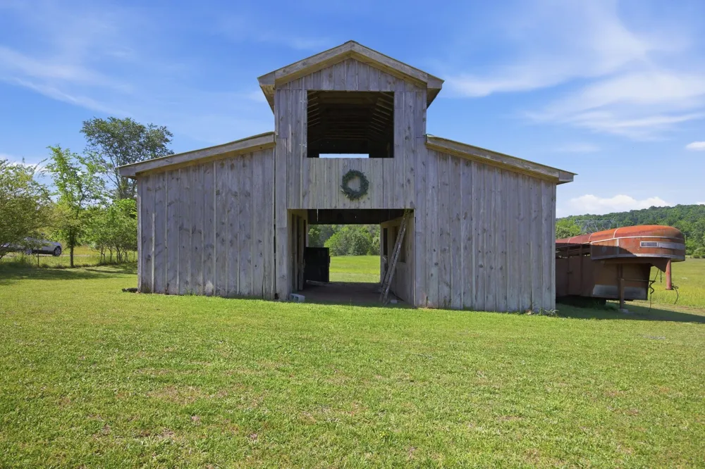 5975 Grasshopper Rd Birchwood, TN 37308