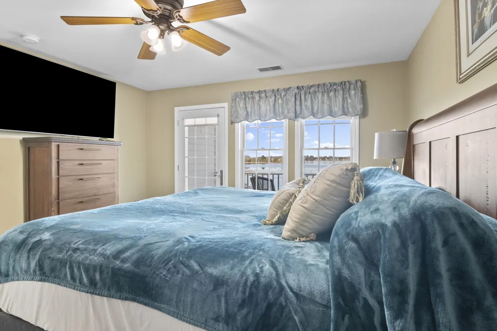 7484 Huckleberry Lane Milton Township, MI 49648