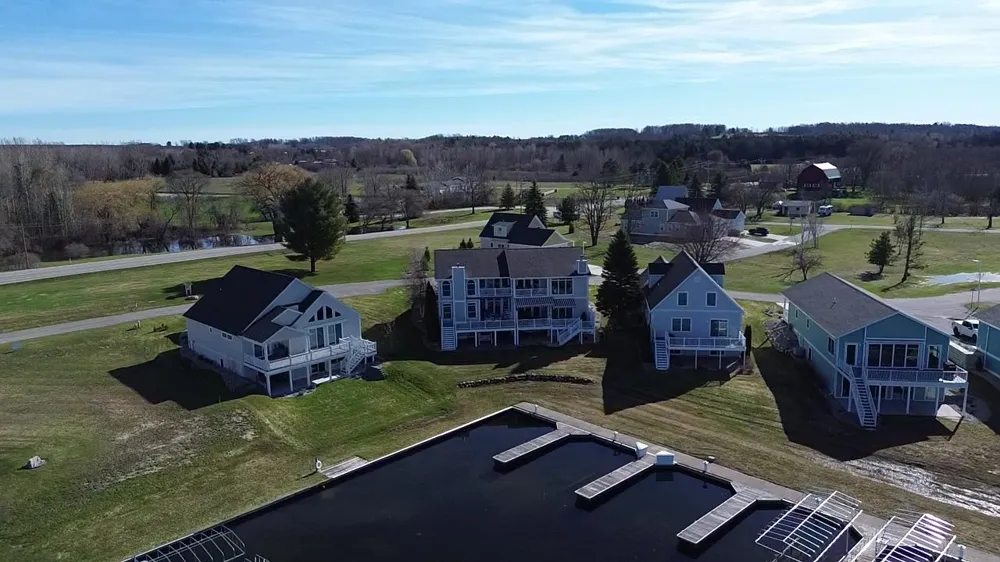 7484 Huckleberry Lane Milton Township, MI 49648