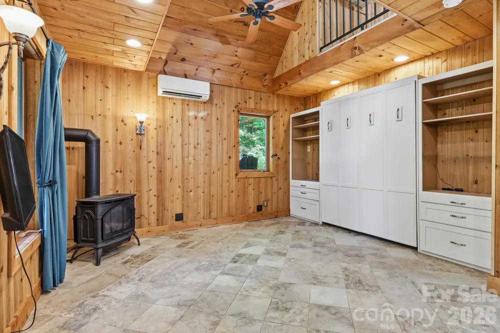 98 Sparkling Springs Road Fairview, NC 28730