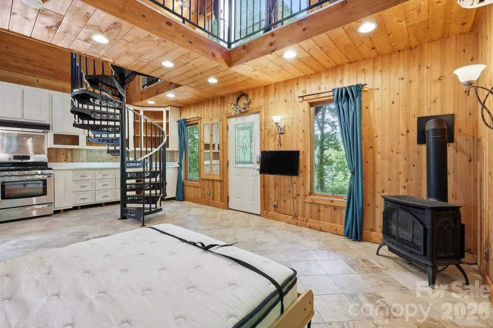 98 Sparkling Springs Road Fairview, NC 28730
