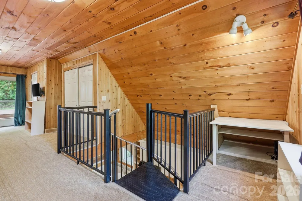 98 Sparkling Springs Road Fairview, NC 28730