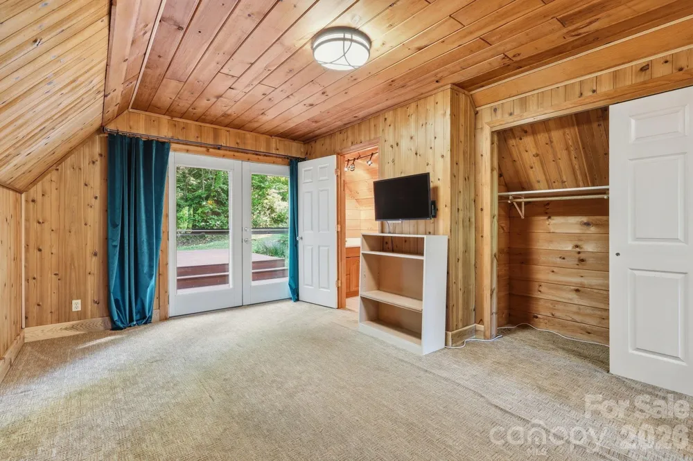 98 Sparkling Springs Road Fairview, NC 28730