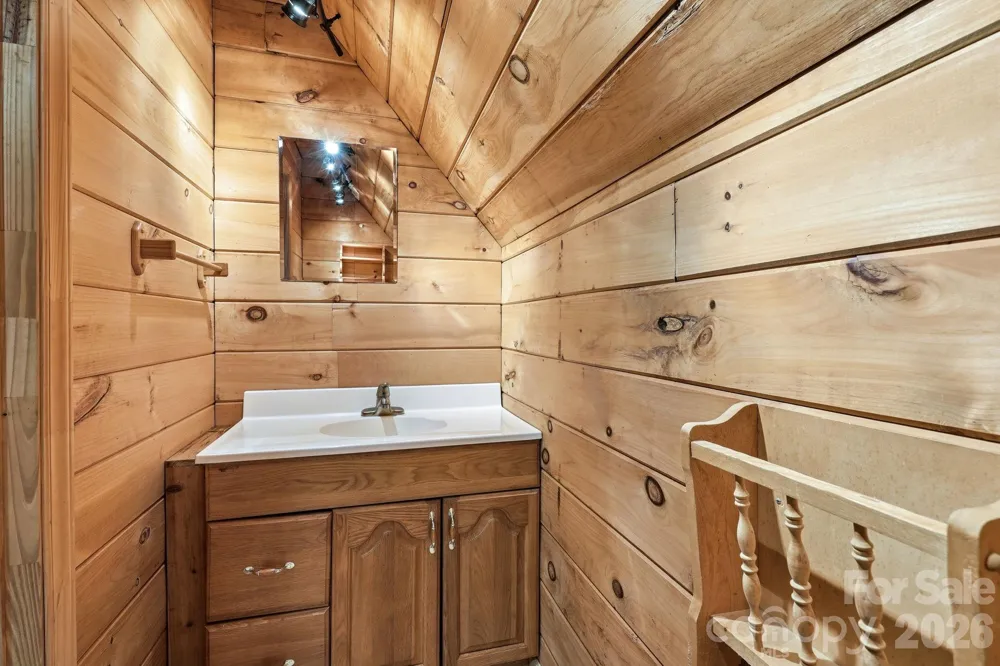 98 Sparkling Springs Road Fairview, NC 28730