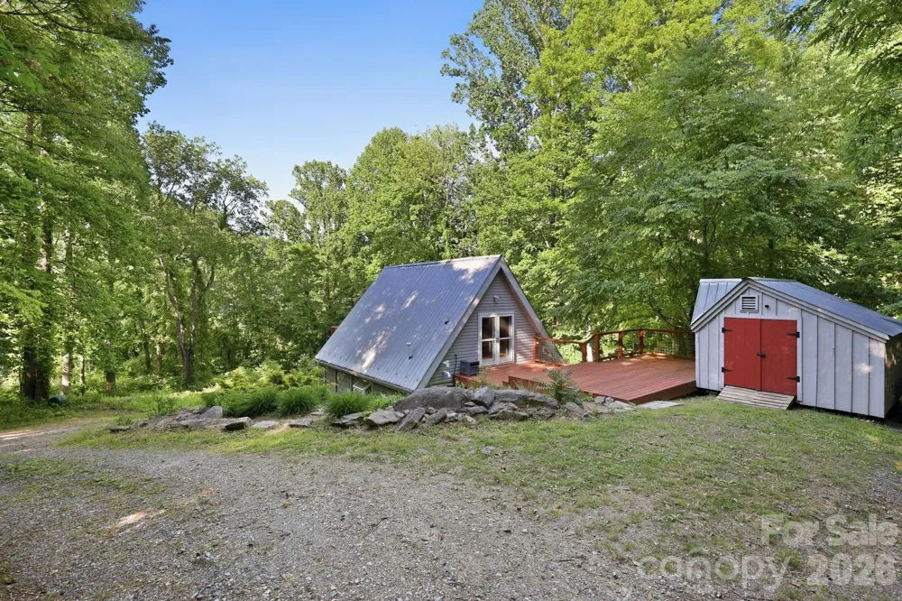 98 Sparkling Springs Road Fairview, NC 28730