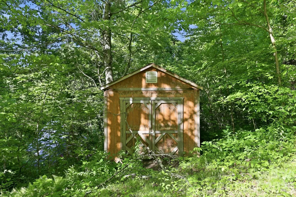 98 Sparkling Springs Road Fairview, NC 28730