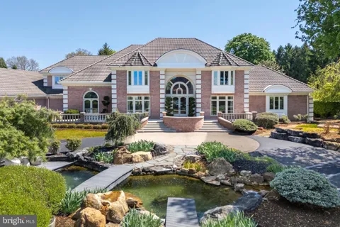 4250 RAYNESSA COURT