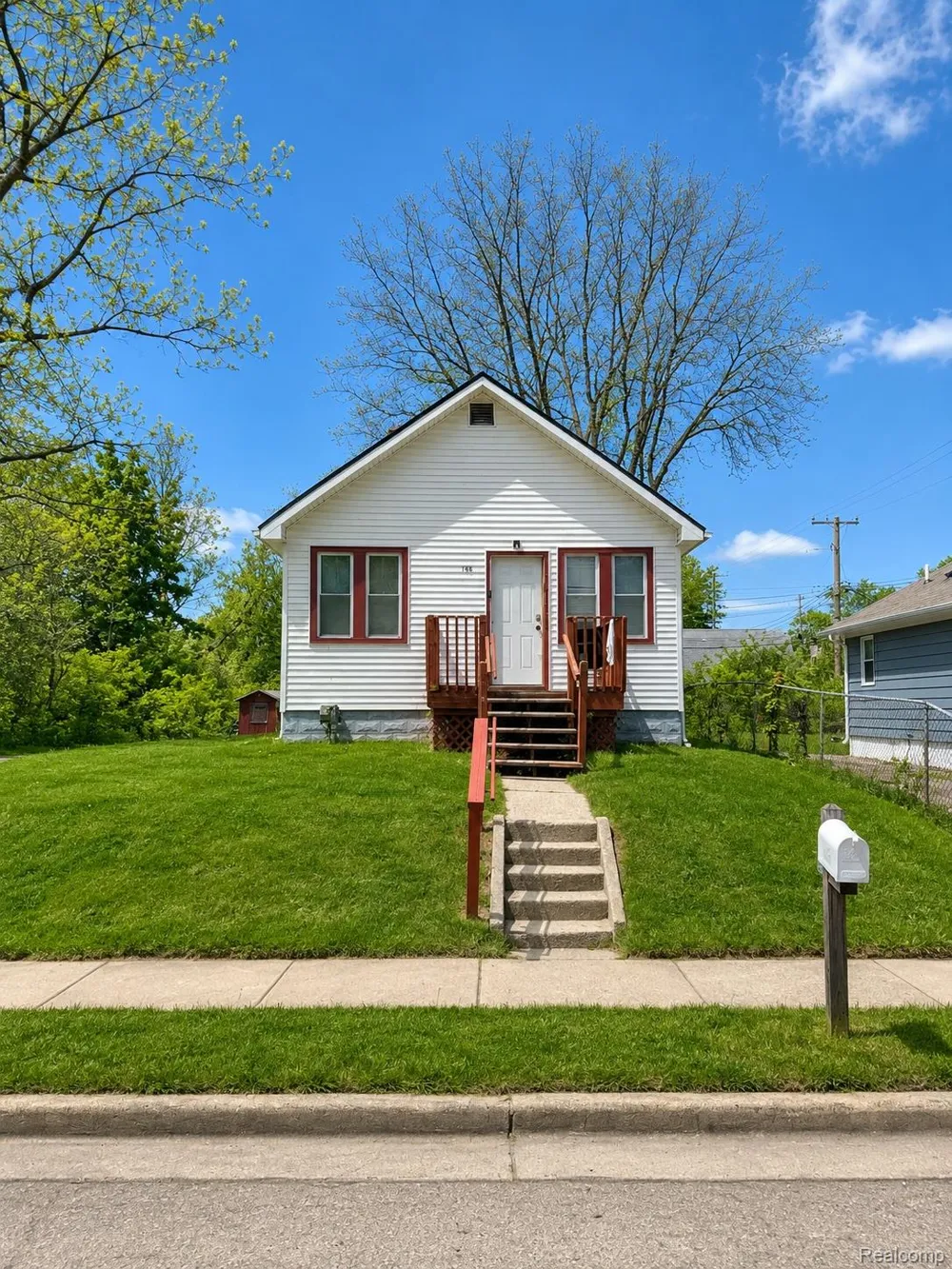 148 Russell Street Pontiac City, MI 48342
