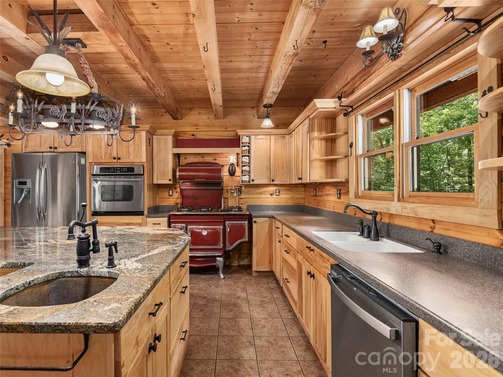 413 Green Hills Road Mill Spring, NC 28756