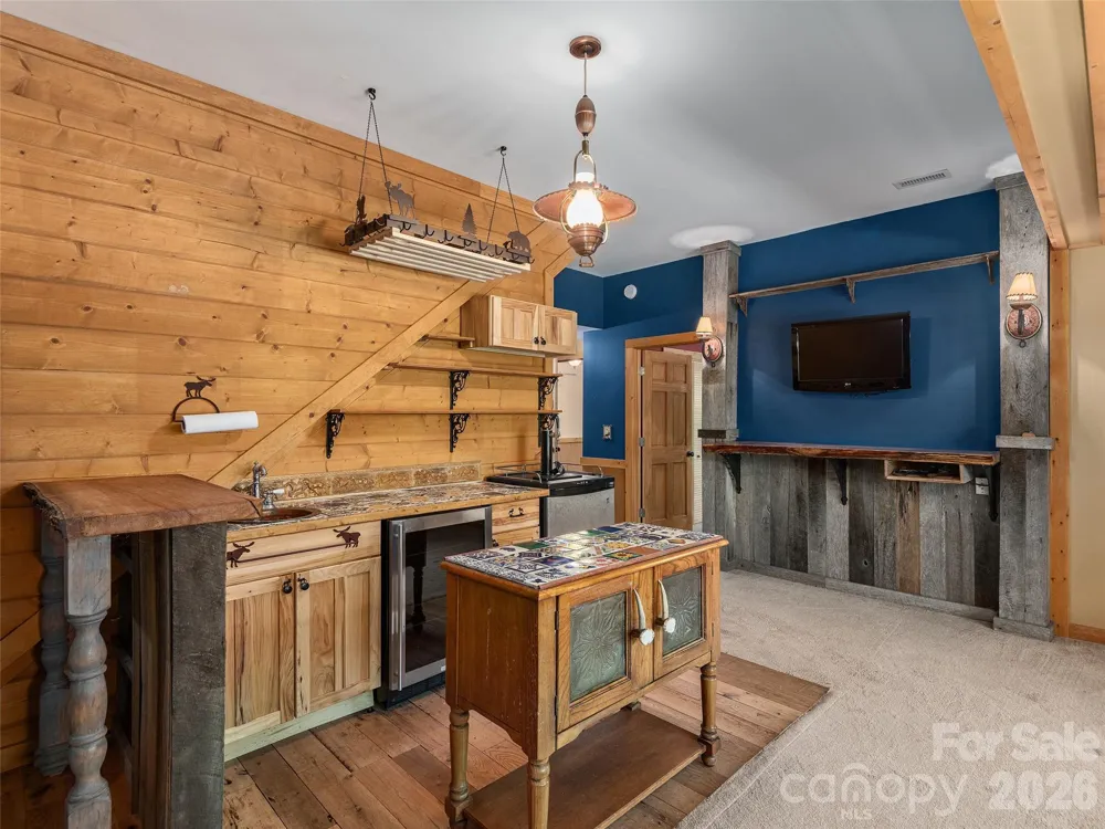 413 Green Hills Road Mill Spring, NC 28756