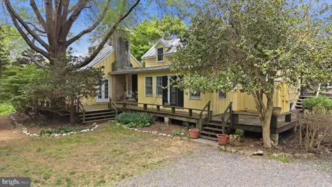 2674 FIVE POINTS ROAD