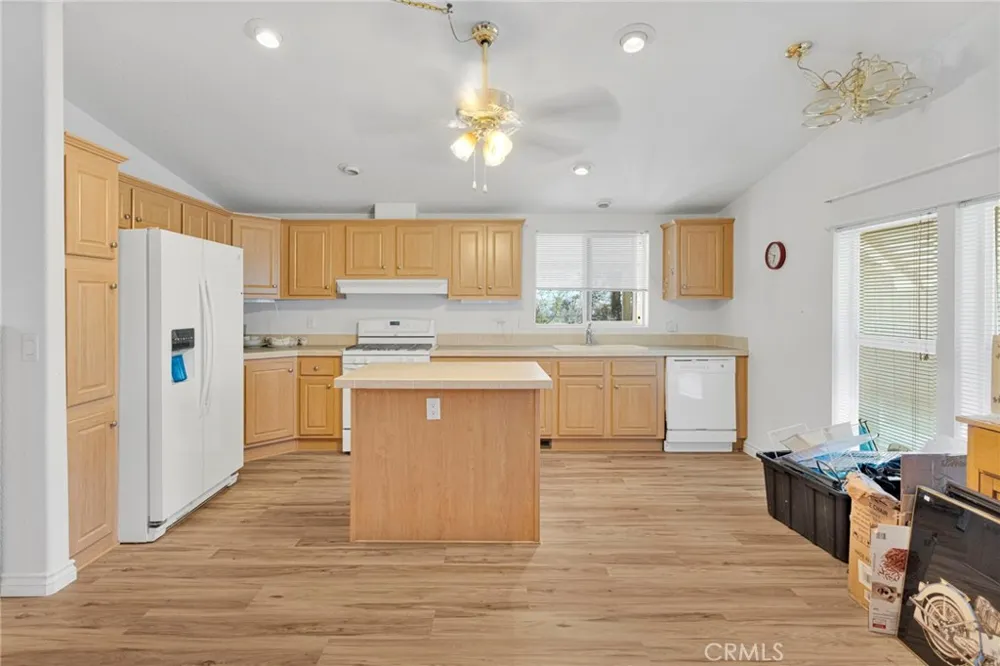 32203 Prairie Barstow, CA 92311