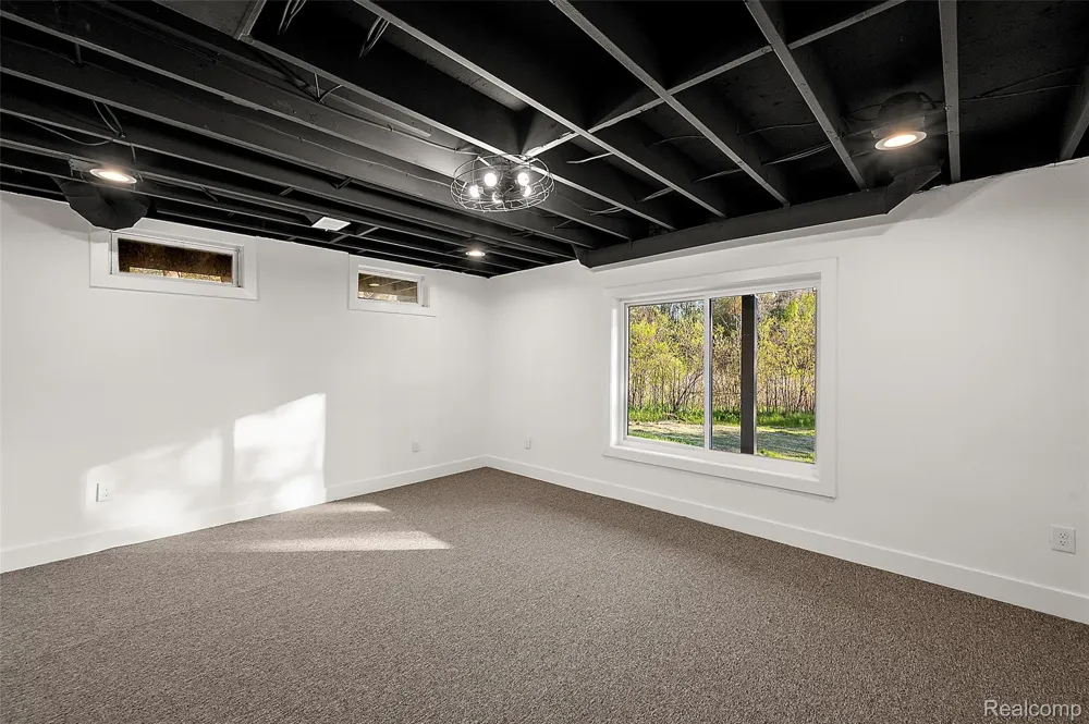 1585 Houghton Trail Groveland Township, MI 48462