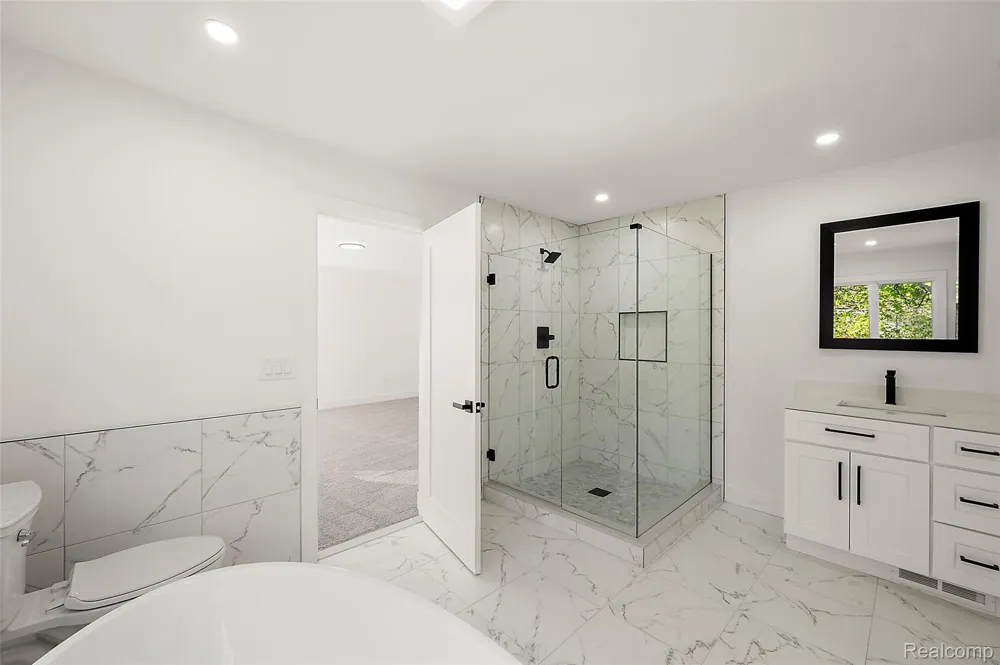 1585 Houghton Trail Groveland Township, MI 48462