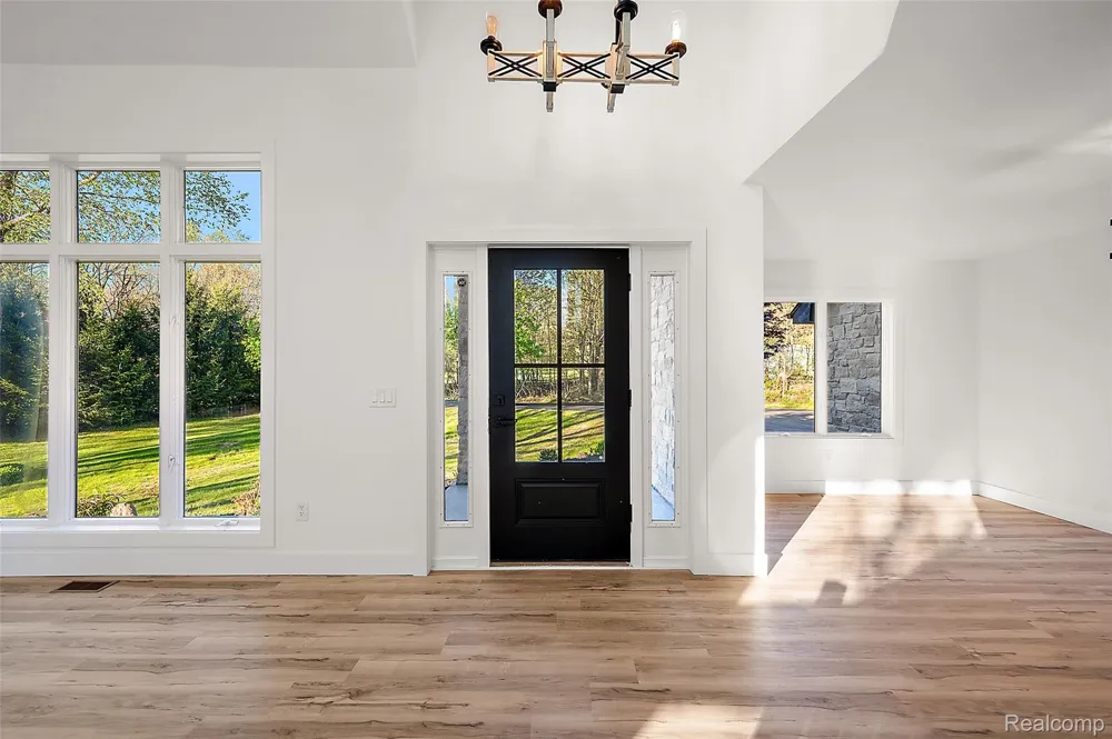 1585 Houghton Trail Groveland Township, MI 48462