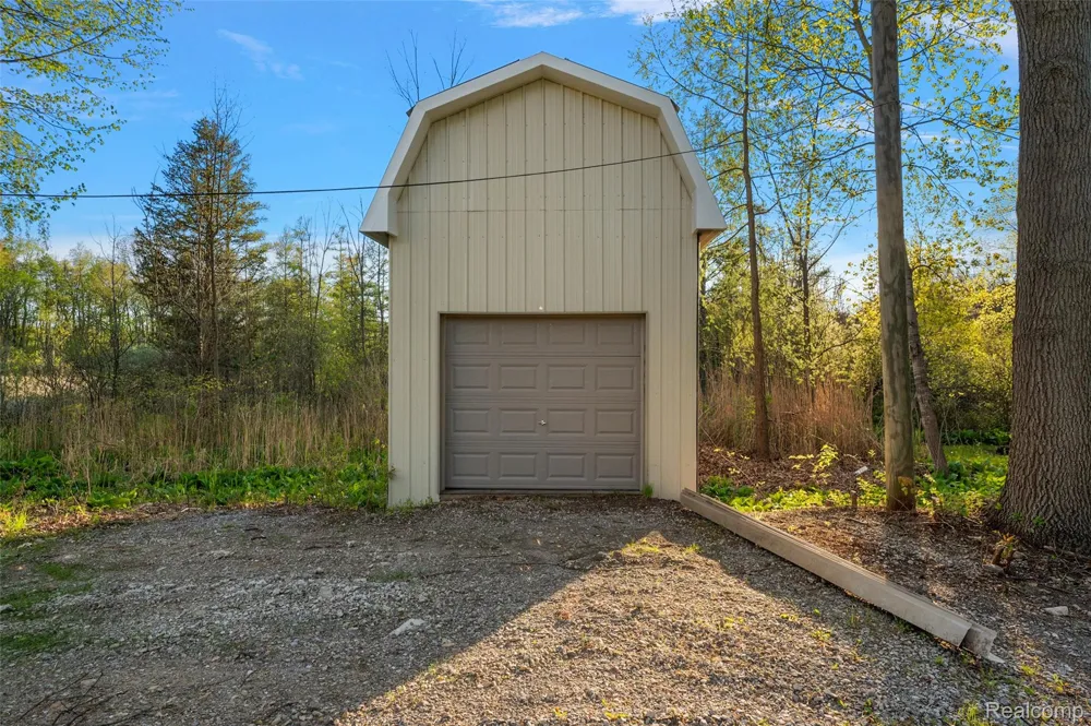 1585 Houghton Trail Groveland Township, MI 48462