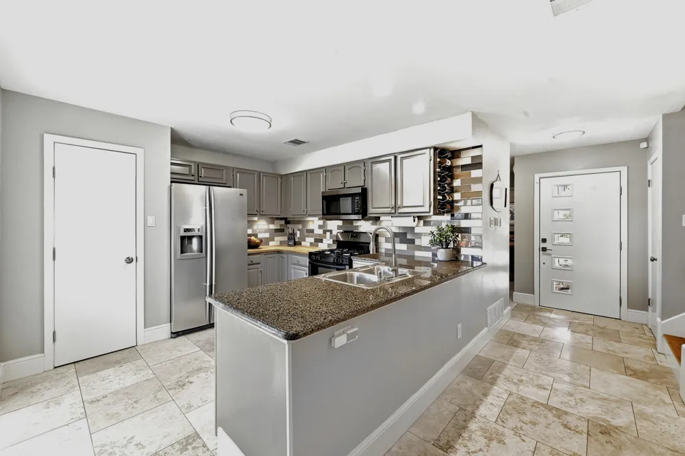 8330 Fathom Circle #701 Austin, TX 78750