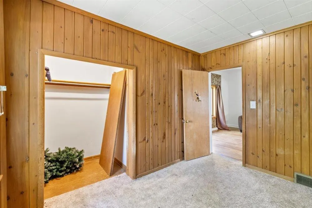 323 4th Street SE Staples, MN 56479