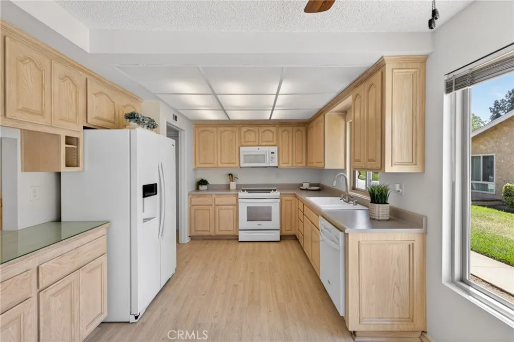 13219 Village 13 Camarillo, CA 93012