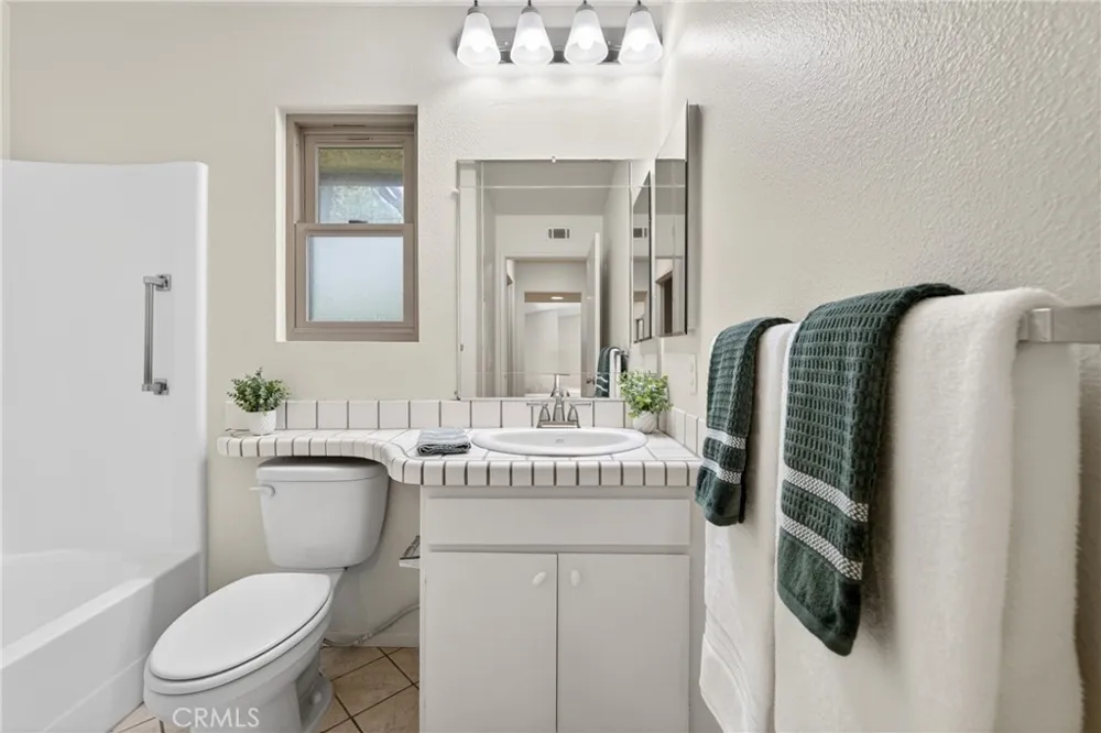 13219 Village 13 Camarillo, CA 93012