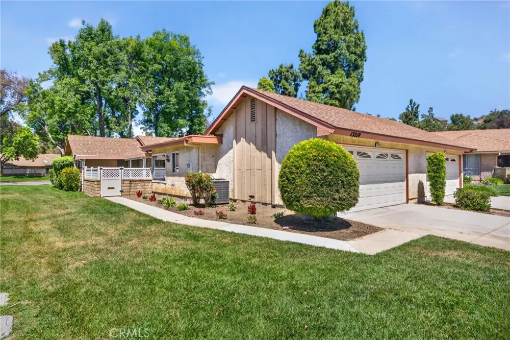 13219 Village 13 Camarillo, CA 93012