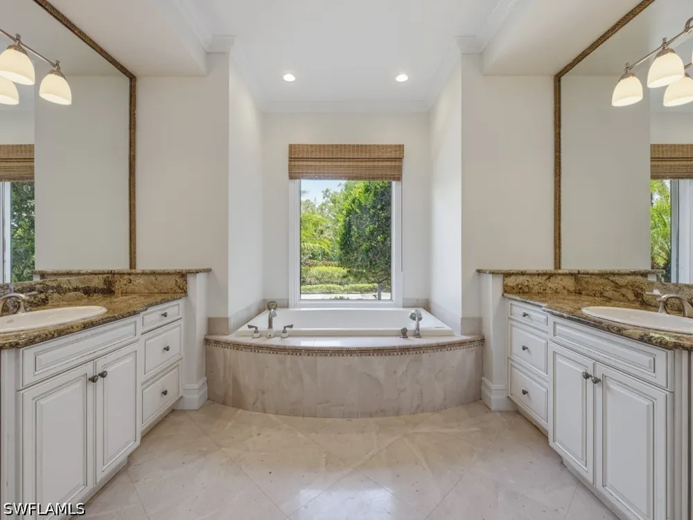 Hunters Road Naples, FL 34109