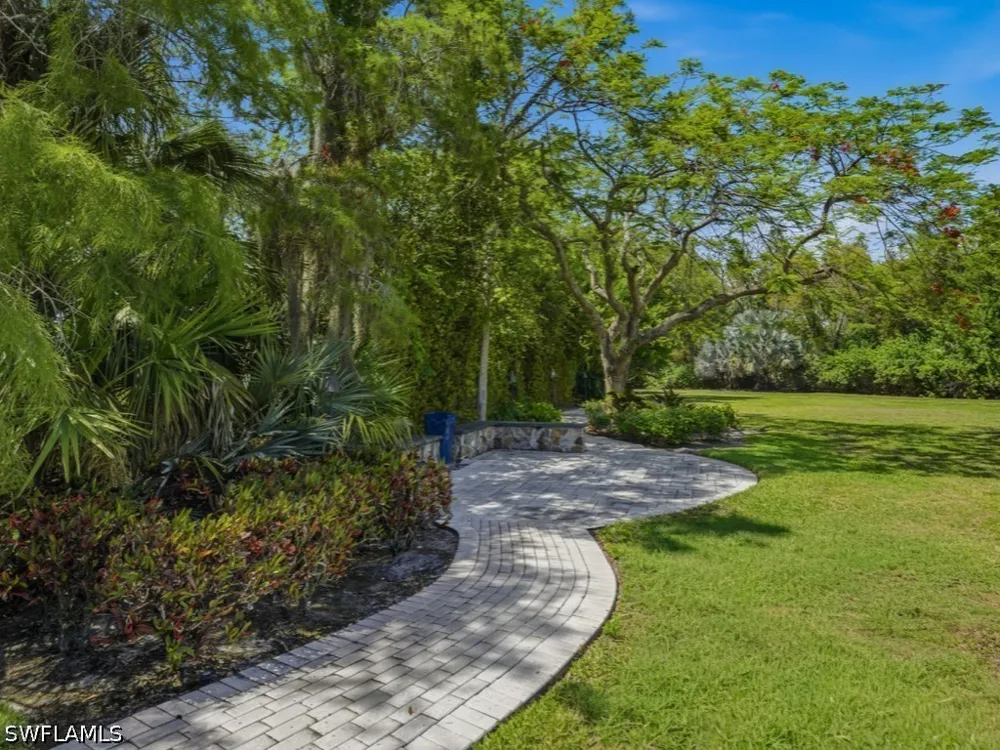 Hunters Road Naples, FL 34109
