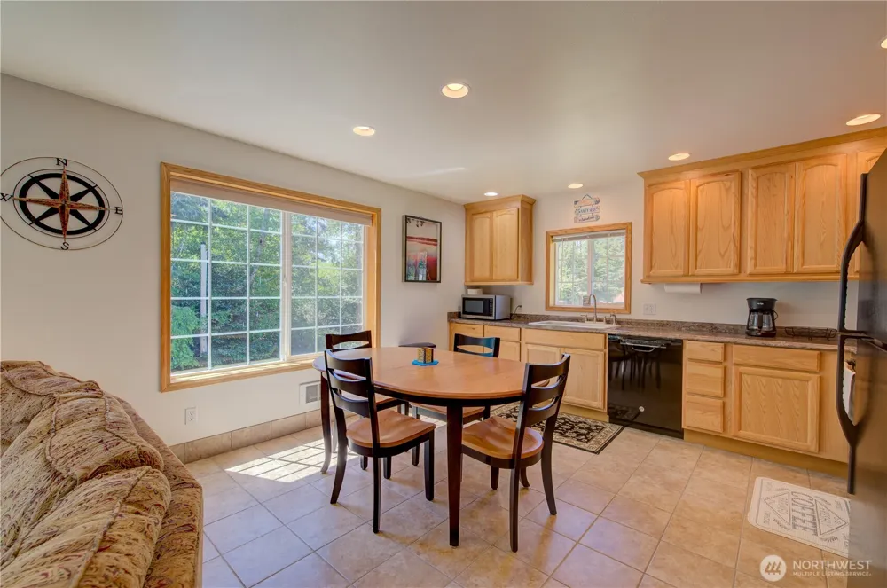 3331 239th Place Ocean Park, WA 98640