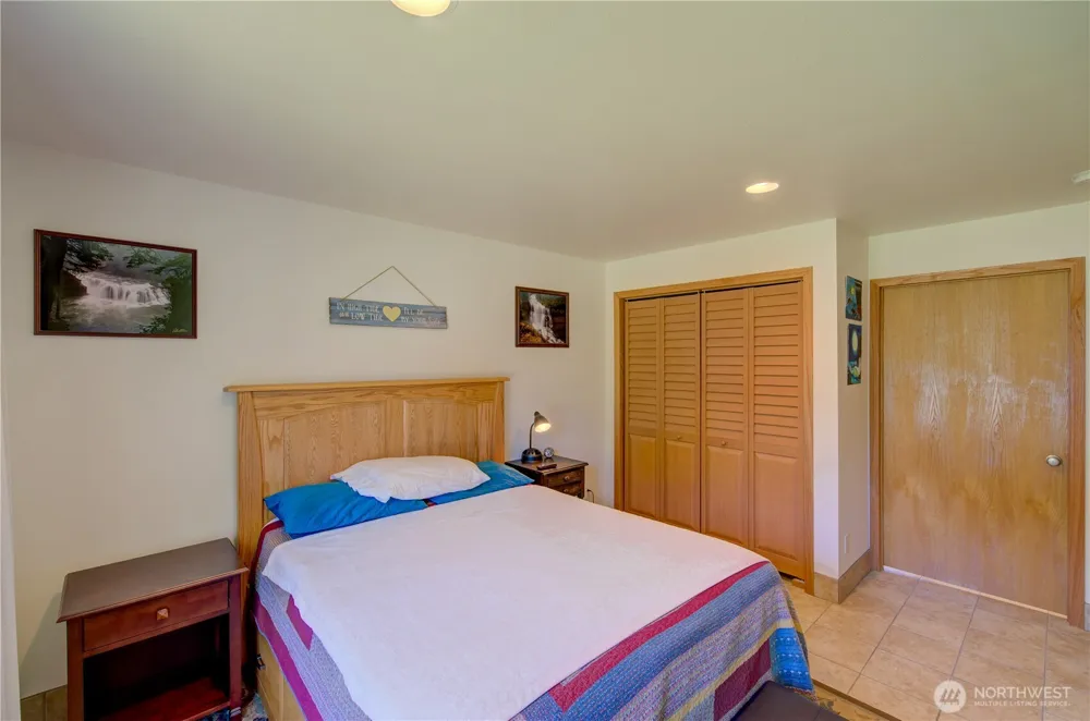 3331 239th Place Ocean Park, WA 98640