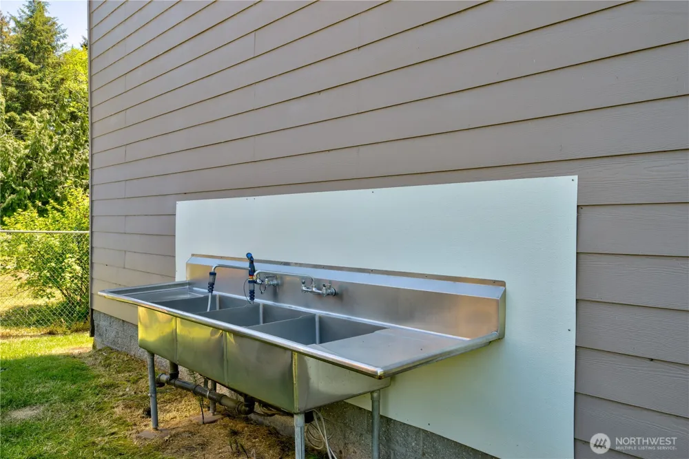3331 239th Place Ocean Park, WA 98640