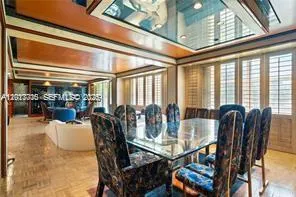 11111 Biscayne Blvd #227 North Miami Beach, FL 33181