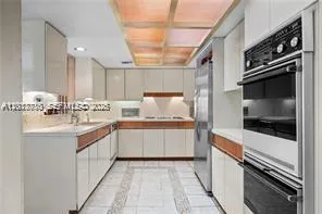 11111 Biscayne Blvd #227 North Miami Beach, FL 33181
