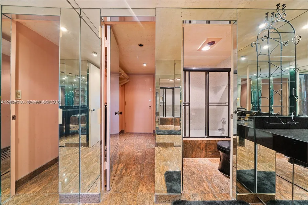 11111 Biscayne Blvd #227 North Miami Beach, FL 33181