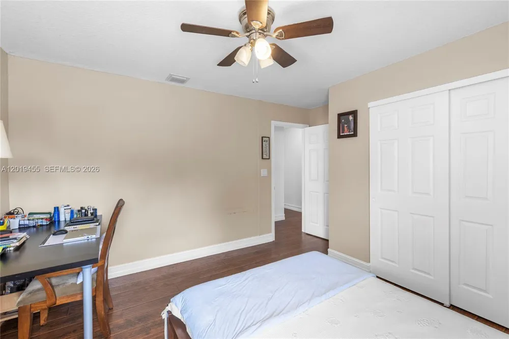 17047 NW 16th St Pembroke Pines, FL 33028
