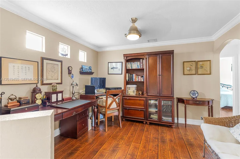 17047 NW 16th St Pembroke Pines, FL 33028