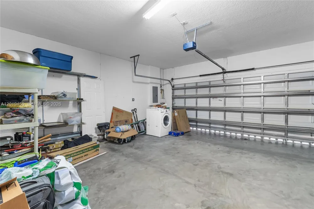 17047 NW 16th St Pembroke Pines, FL 33028