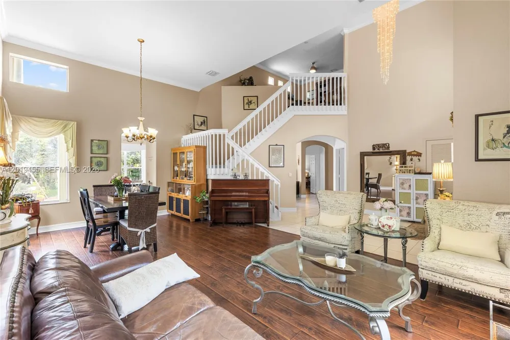 17047 NW 16th St Pembroke Pines, FL 33028