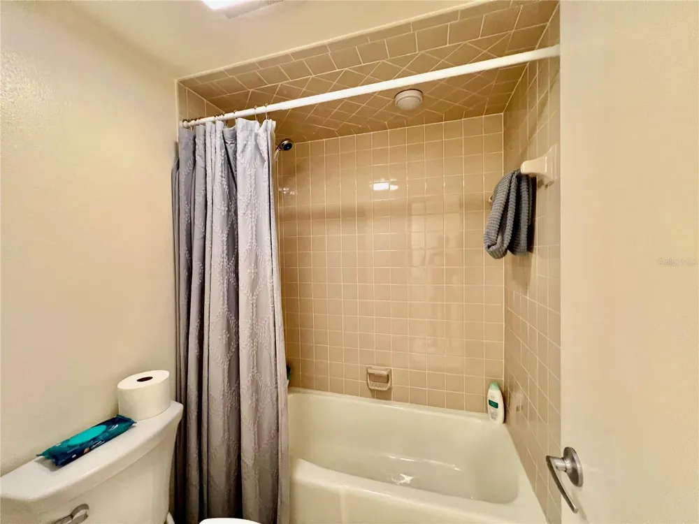 3220 SOUTHSHORE DRIVE #23C Punta Gorda, FL 33955