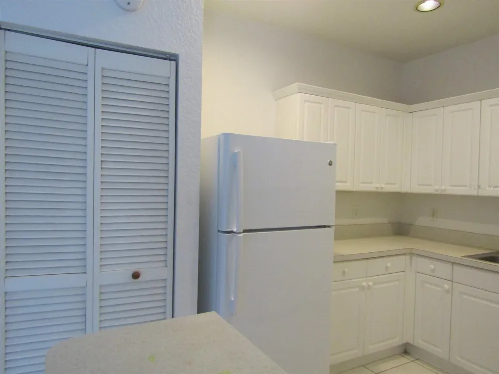 3966 MEDITERRANEA CIRCLE #421 Sarasota, FL 34233