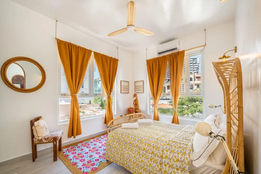 1507 MIRSONIA #MIR San Juan, PR 00911