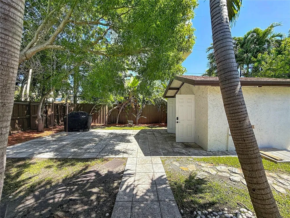 821 83RD ST Miami Beach, FL 33141