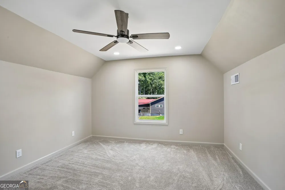 124 Johnson ST Barnesville, GA 30204