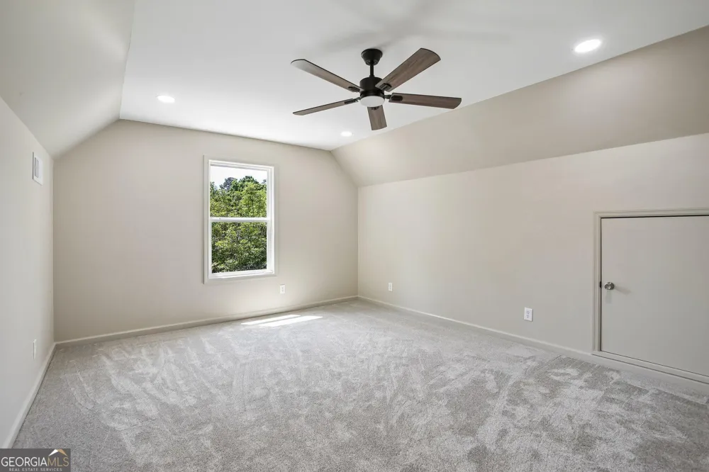 124 Johnson ST Barnesville, GA 30204